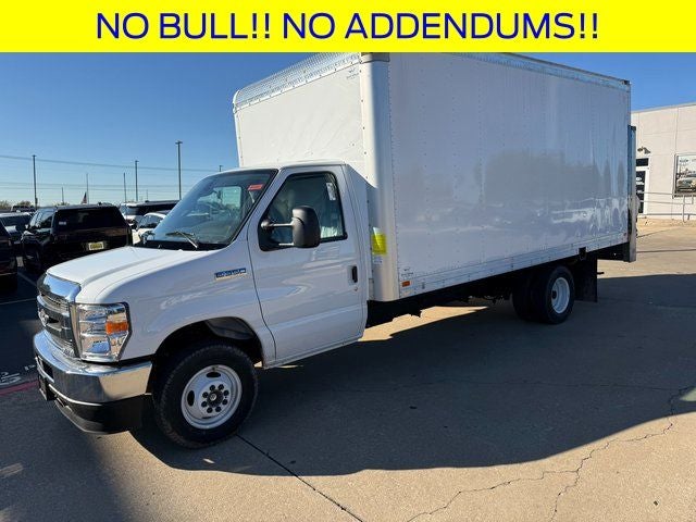 2026 Ford E-350SD Base Cutaway