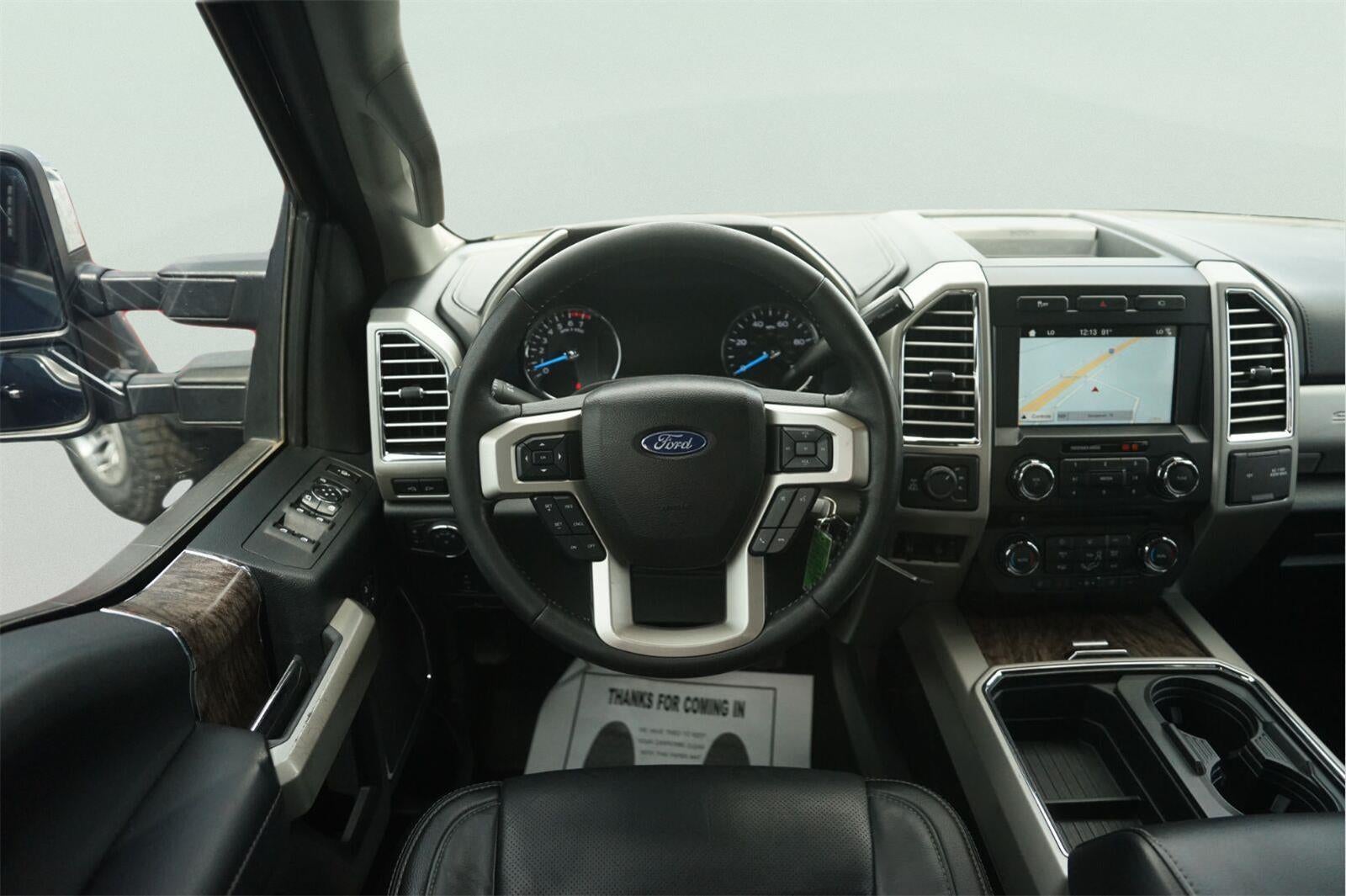 2017 Ford Super Duty F-250 SRW Lariat