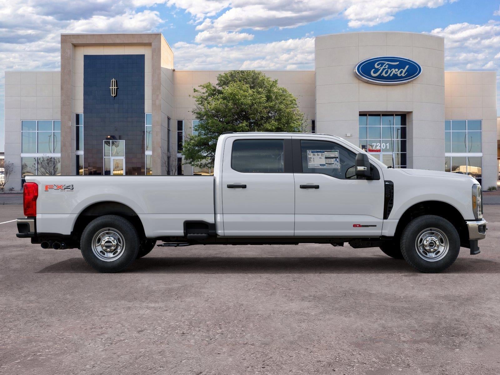 2027 Ford Super Duty F-250 SRW XL