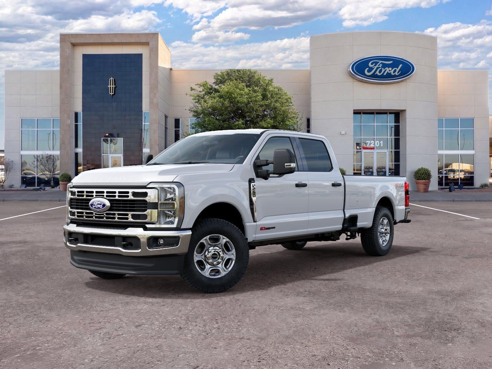 2027 Ford Super Duty F-250 XLT