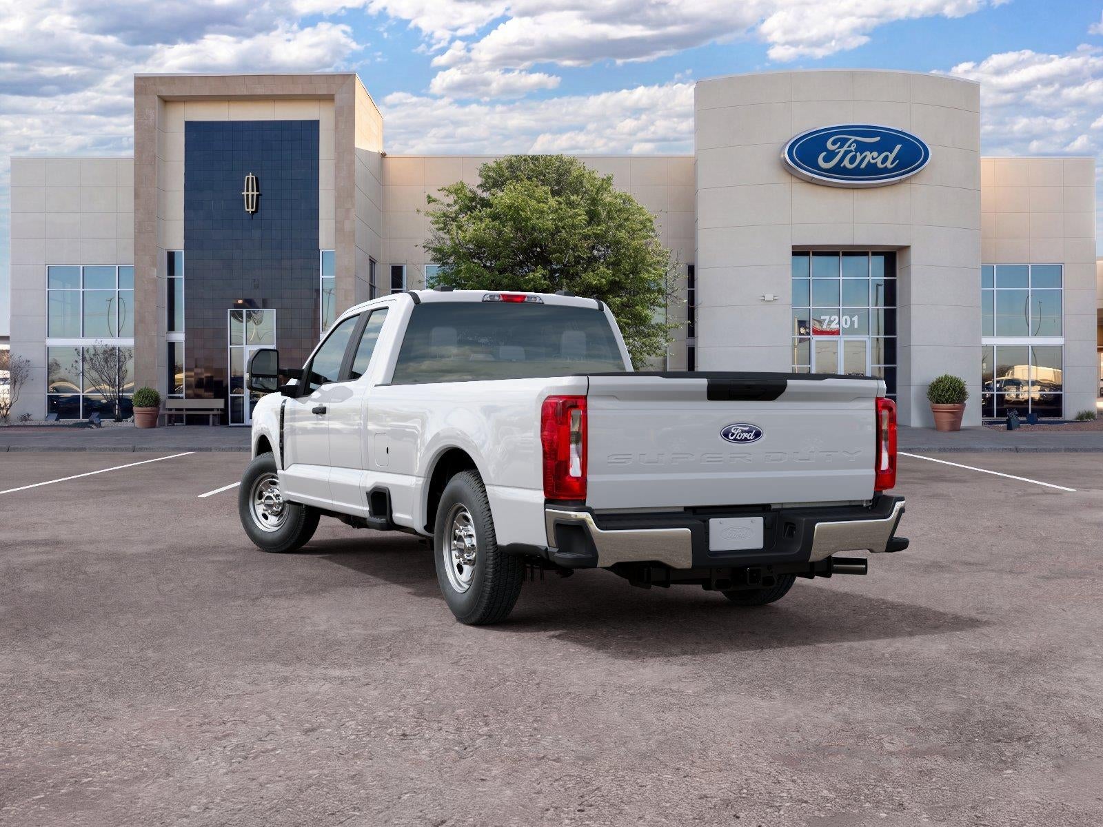 2027 Ford Super Duty F-250 SRW XL