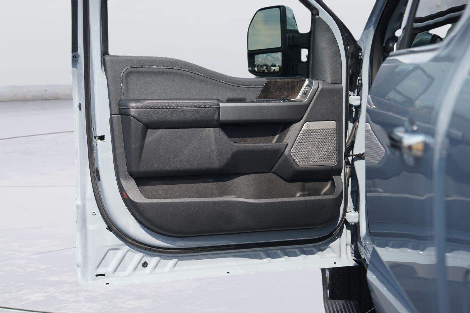 2026 Ford Super Duty F-250 Lariat