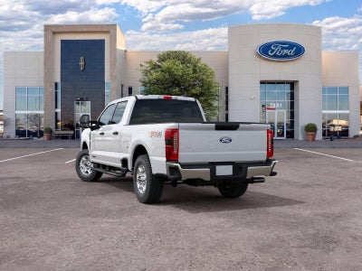 2027 Ford Super Duty F-350 XLT