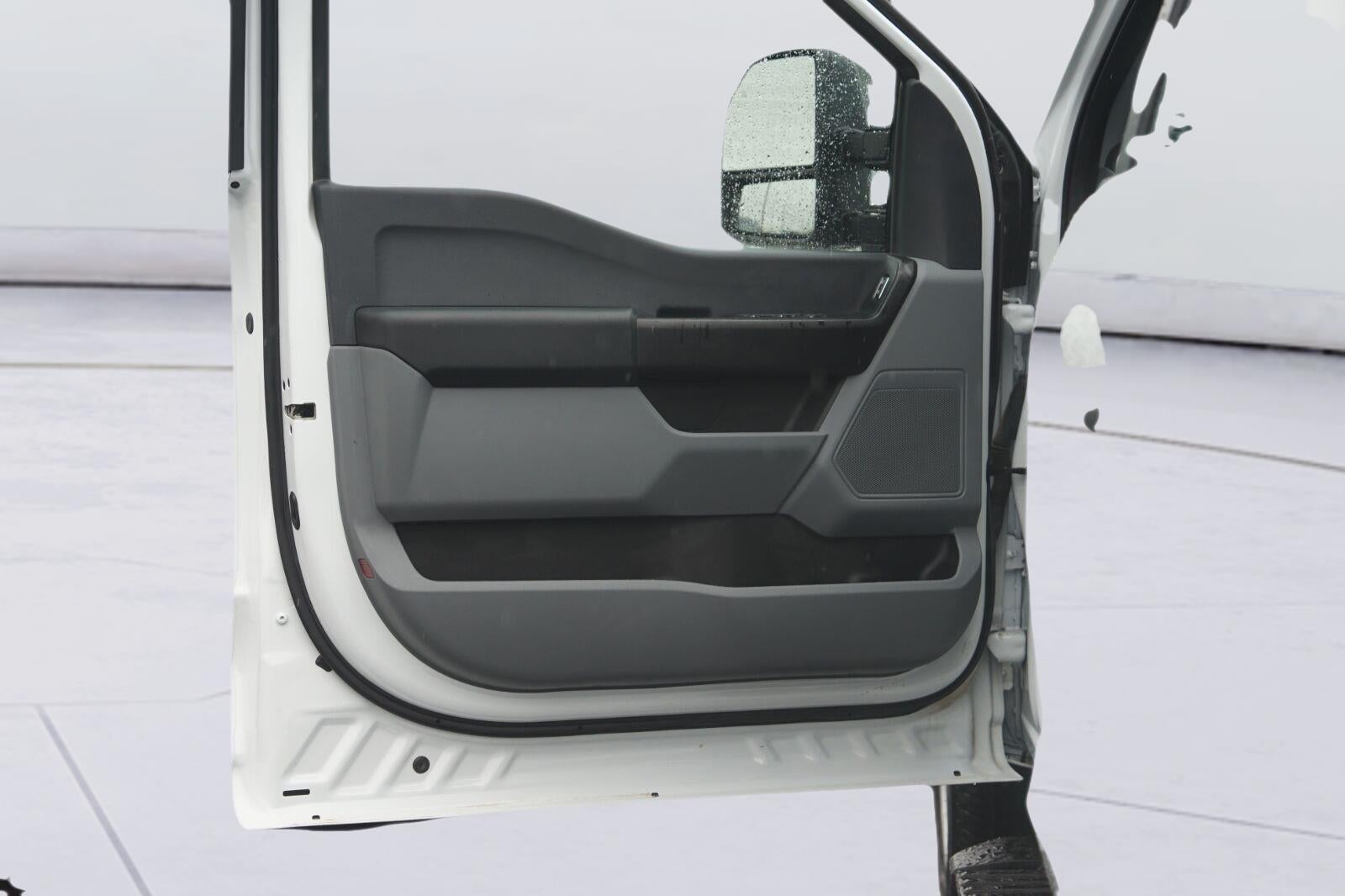 2024 Ford Super Duty F-350 SRW XL