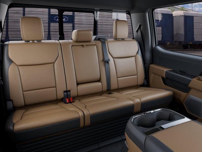 2027 Ford Super Duty F-350 DRW Lariat