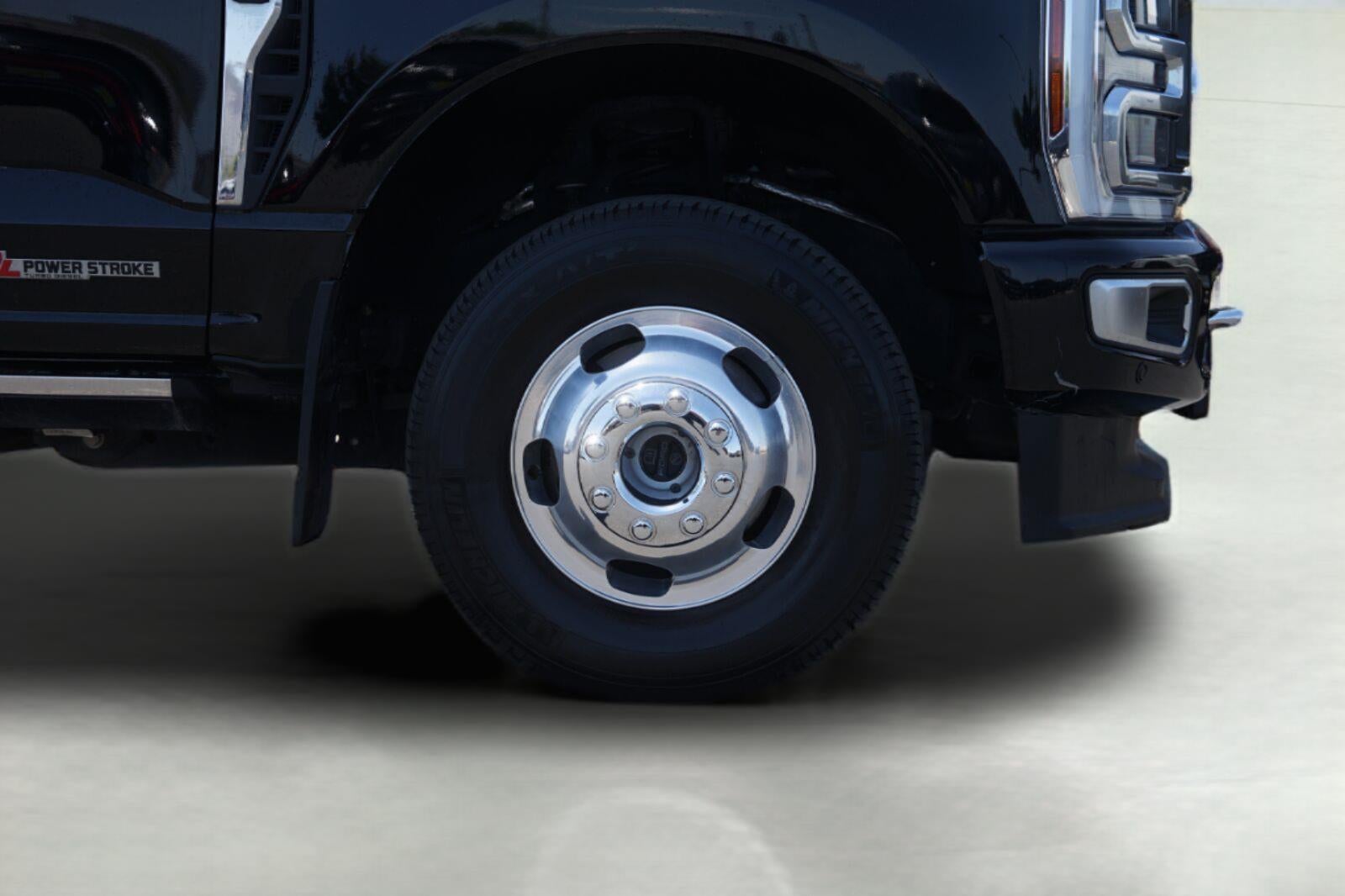 2024 Ford Super Duty F-350 Drw Platinum
