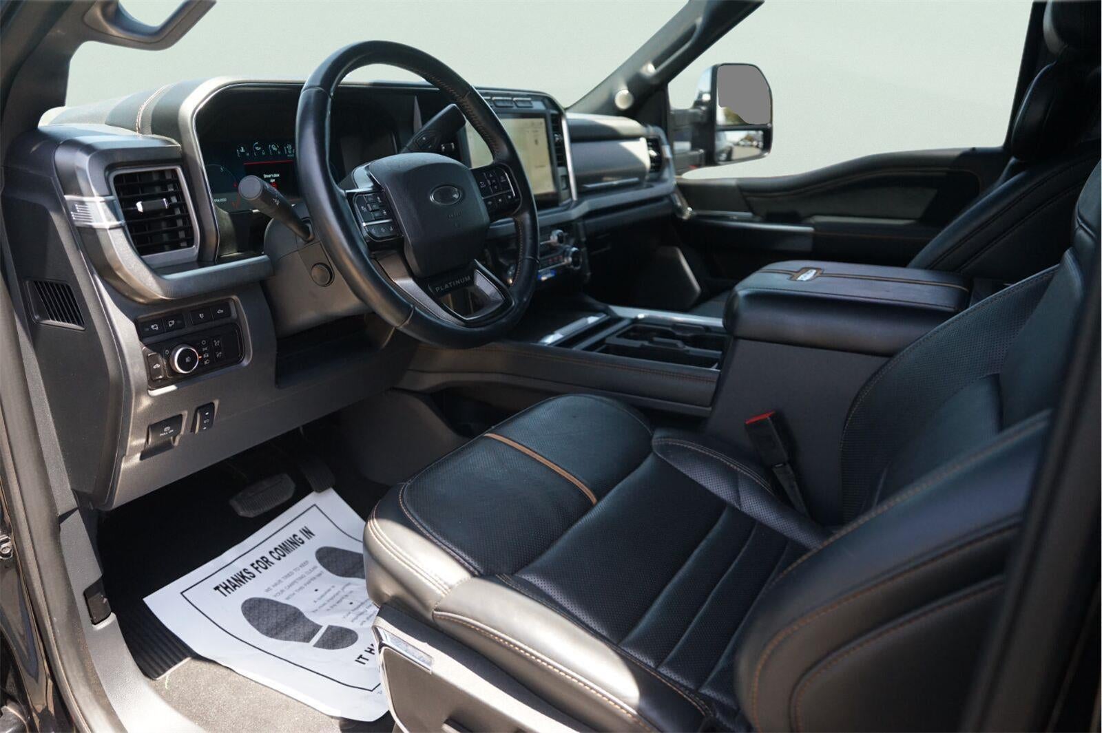 2024 Ford Super Duty F-350 Drw Platinum