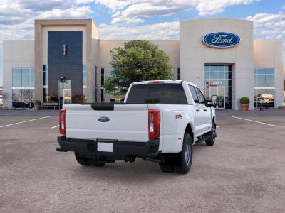 2026 Ford Super Duty F-350 Drw XL
