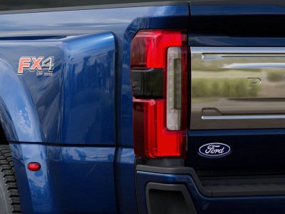 2027 Ford Super Duty F-450 DRW Platinum