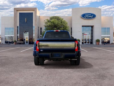 2027 Ford Super Duty F-450 DRW Platinum