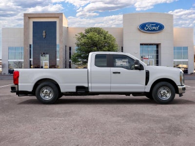 2027 Ford Super Duty F-350 SRW XL