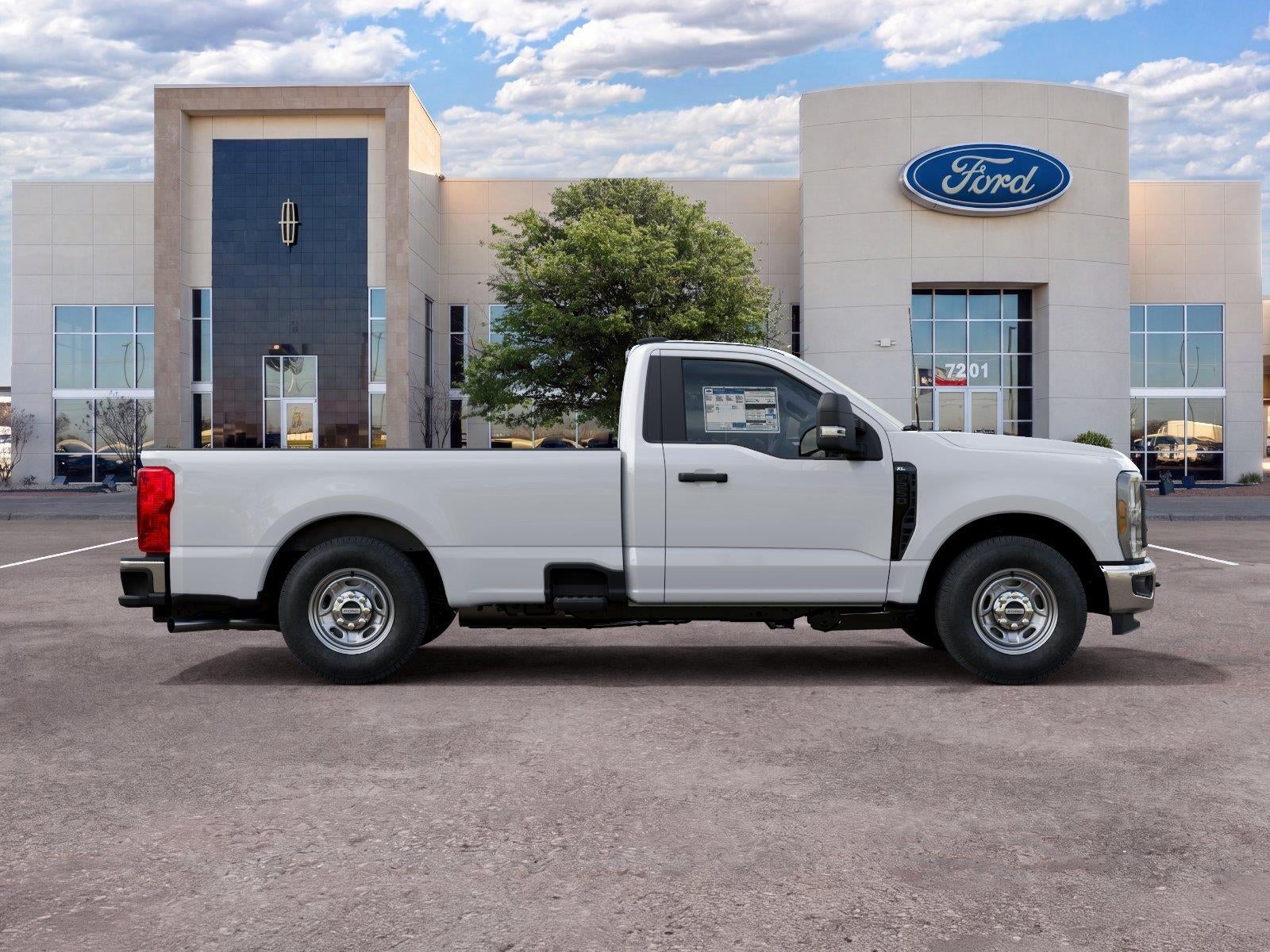 2027 Ford Super Duty F-250 SRW XL