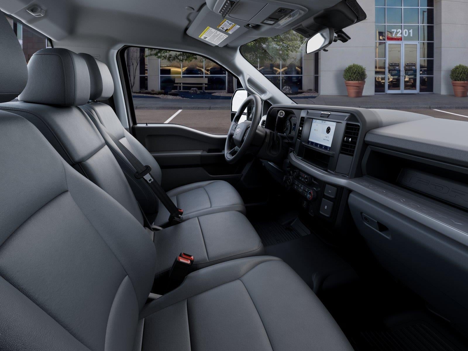 2027 Ford Super Duty F-350 SRW XL