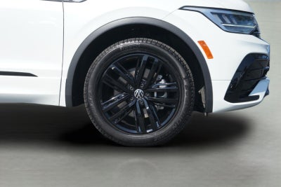 2022 Volkswagen Tiguan SE R-Line Black