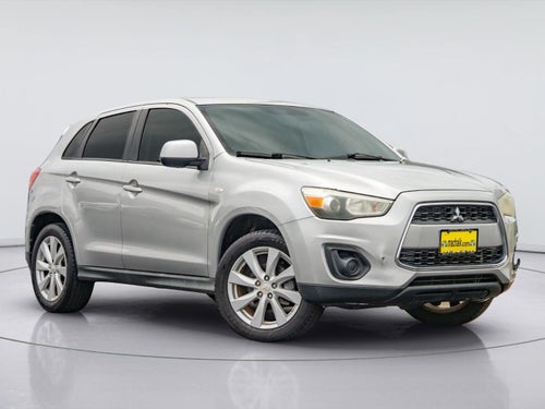 2013 Mitsubishi OUTLANDER ES
