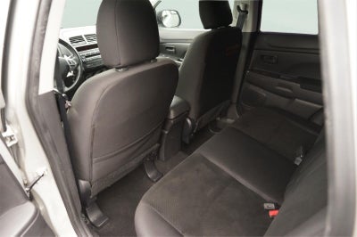 2013 Mitsubishi OUTLANDER ES