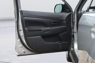 2013 Mitsubishi OUTLANDER ES