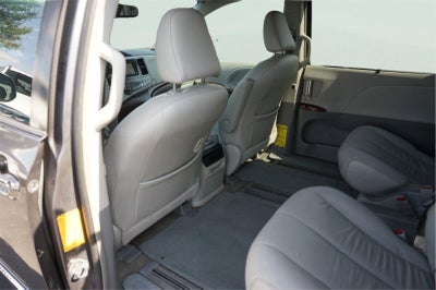 2013 Toyota Sienna XLE 8-Passenger