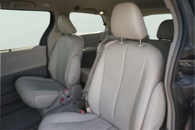 2013 Toyota Sienna XLE 8-Passenger
