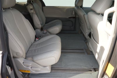 2013 Toyota Sienna XLE 8-Passenger