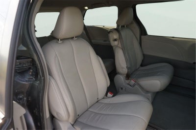 2013 Toyota Sienna XLE 8-Passenger