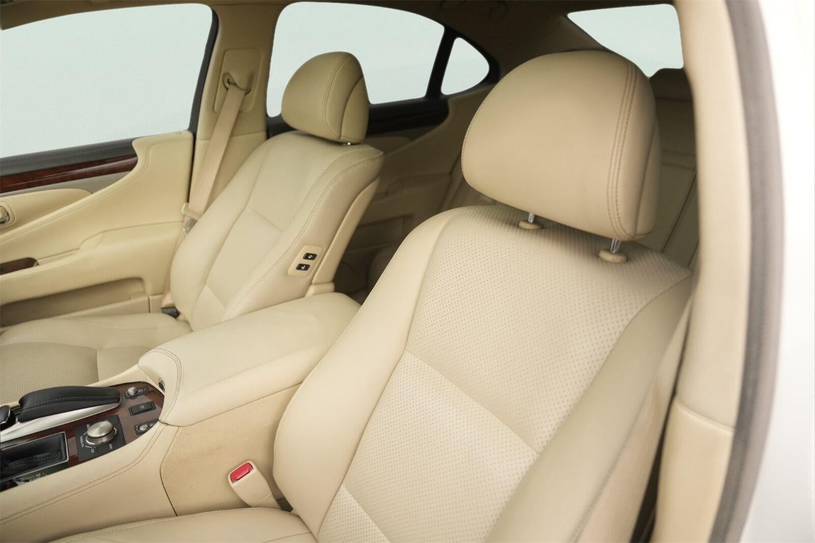 2014 Lexus LS 460 Base