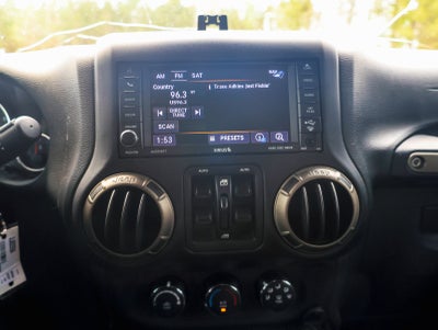 2018 Jeep Wrangler JK Unlimited Golden Eagle