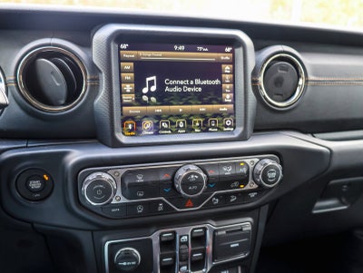 2020 Jeep Wrangler Unlimited Sahara High Altitude