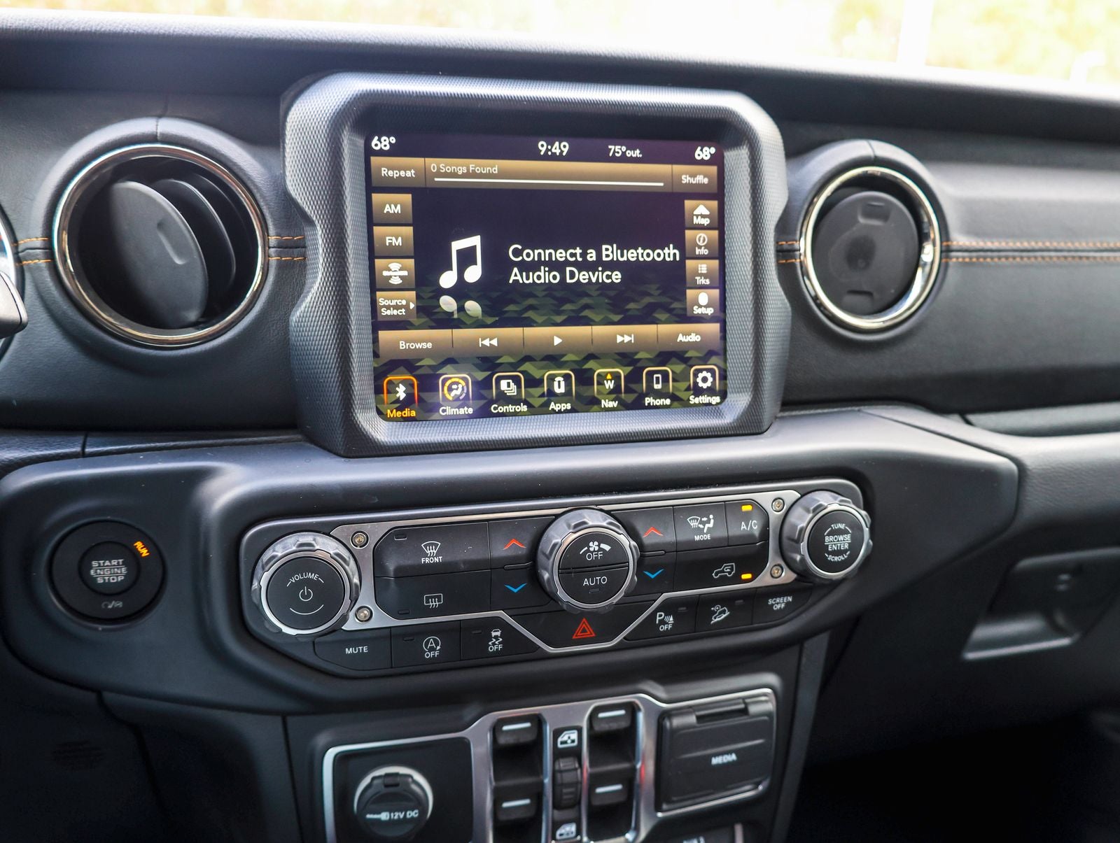 2020 Jeep Wrangler Unlimited Sahara High Altitude