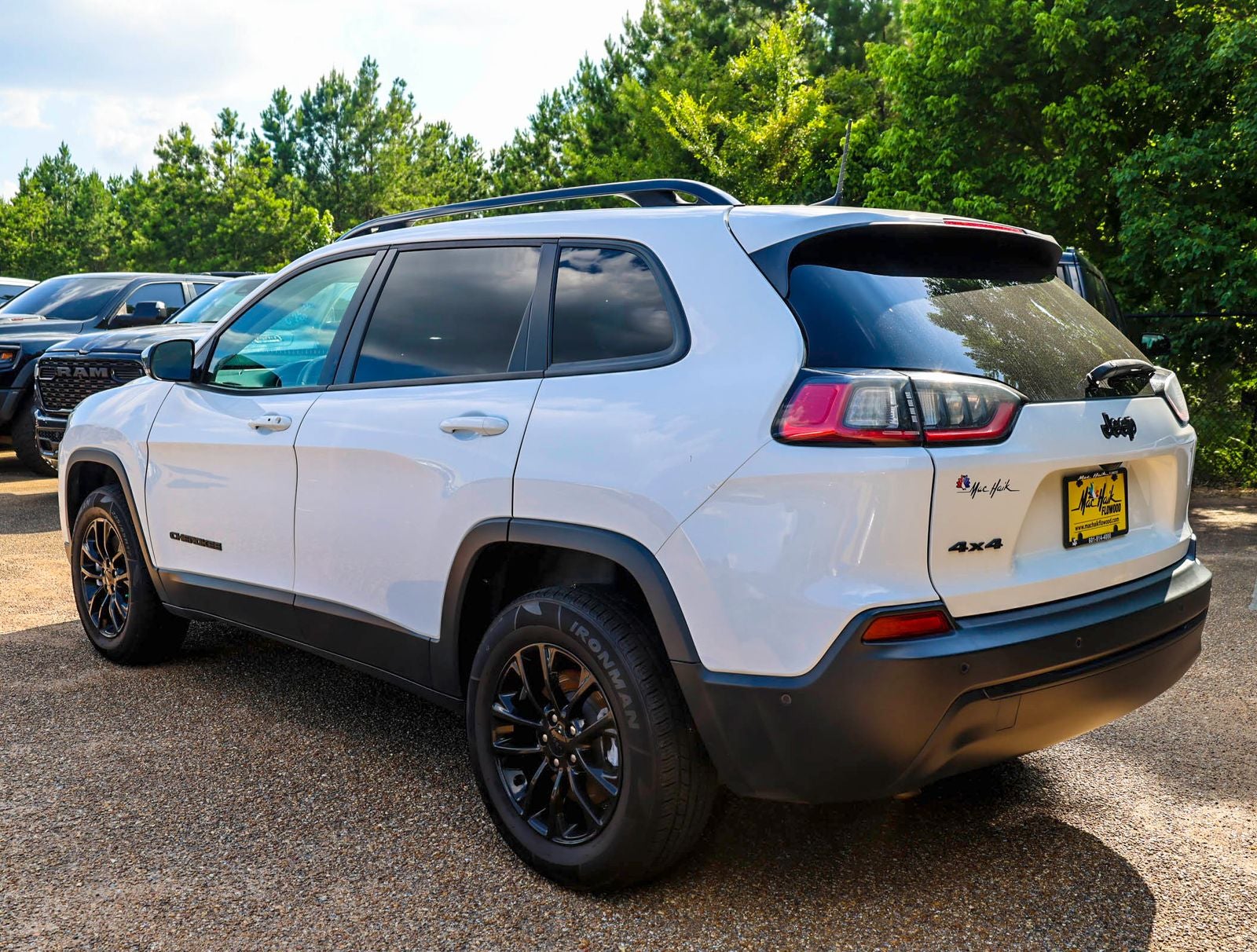 2023 Jeep Cherokee Altitude