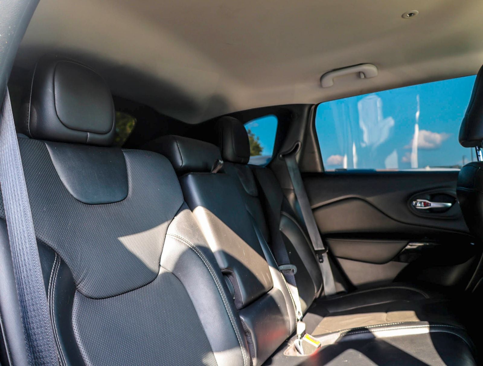 2023 Jeep Cherokee Altitude