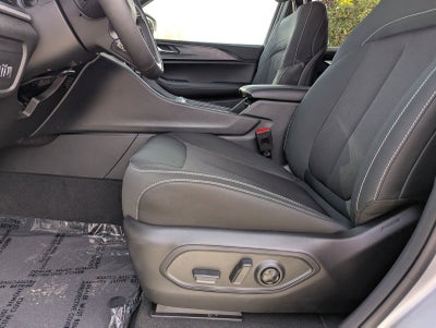 2026 Jeep Grand Cherokee Laredo X