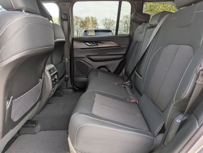 2026 Jeep Grand Cherokee Laredo X