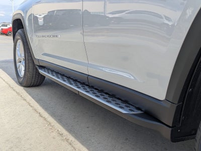 2026 Jeep Grand Cherokee Laredo X