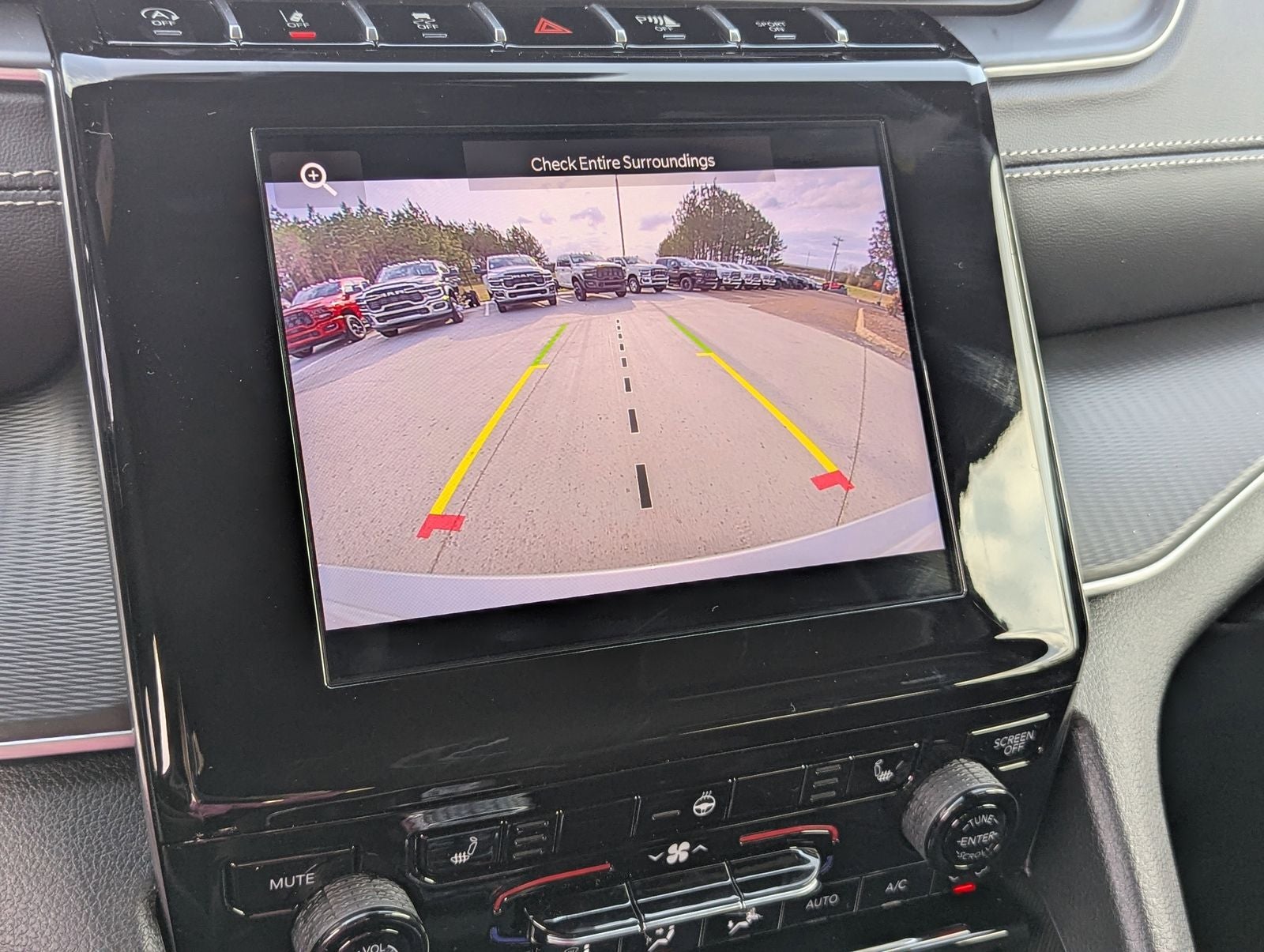 2026 Jeep Grand Cherokee Laredo X