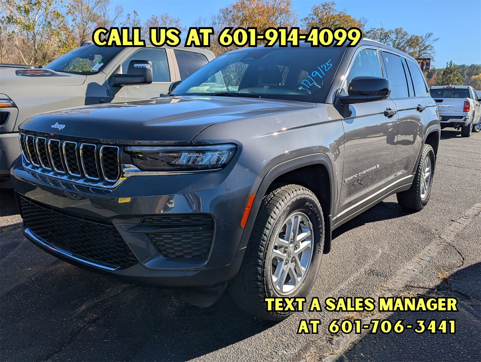 2025 Jeep Grand Cherokee Laredo