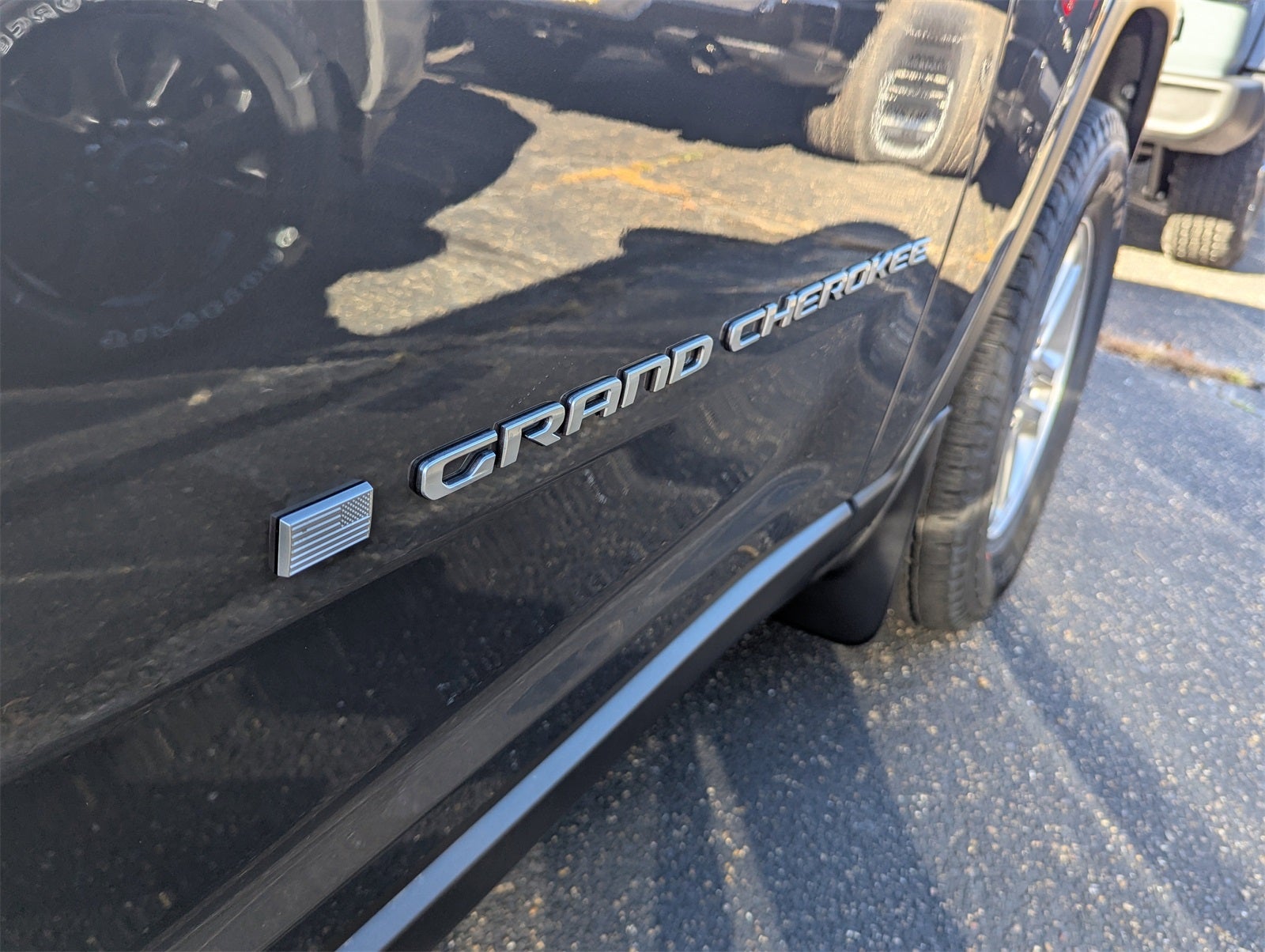 2025 Jeep Grand Cherokee Laredo