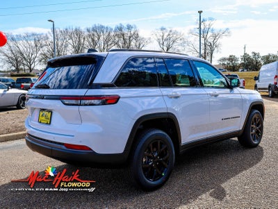 2026 Jeep Grand Cherokee Laredo