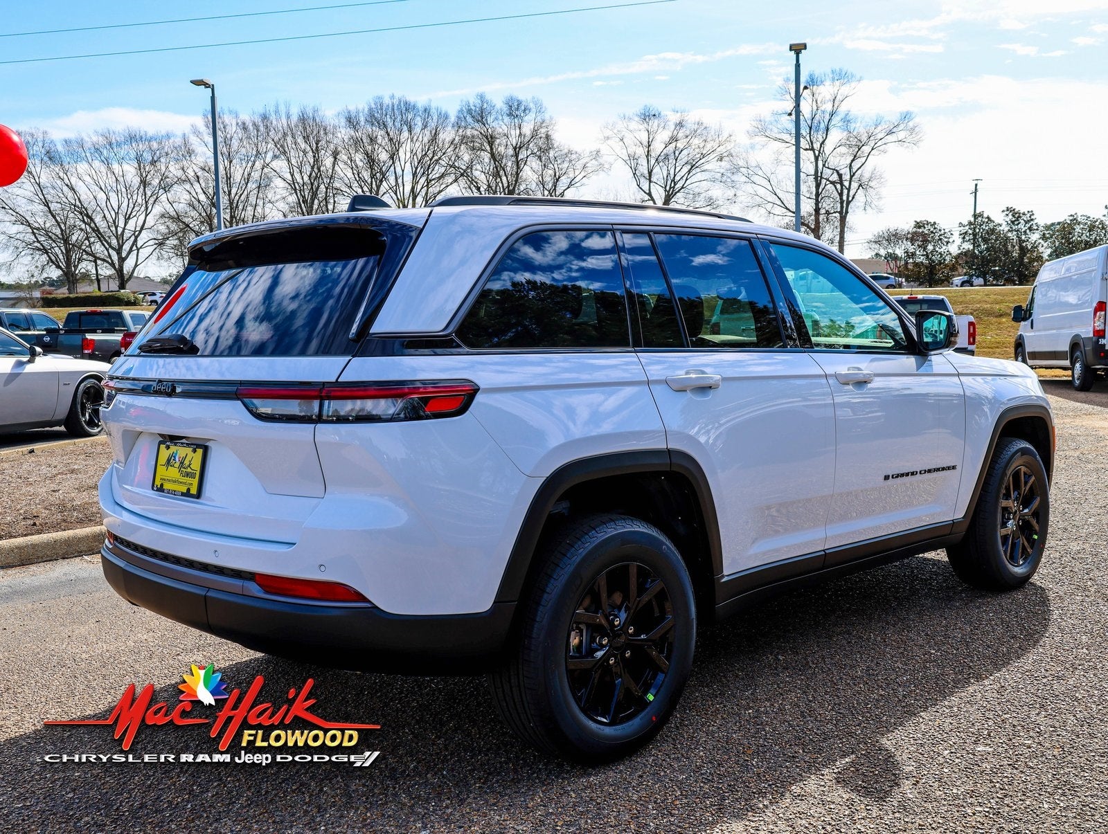 2026 Jeep Grand Cherokee Laredo