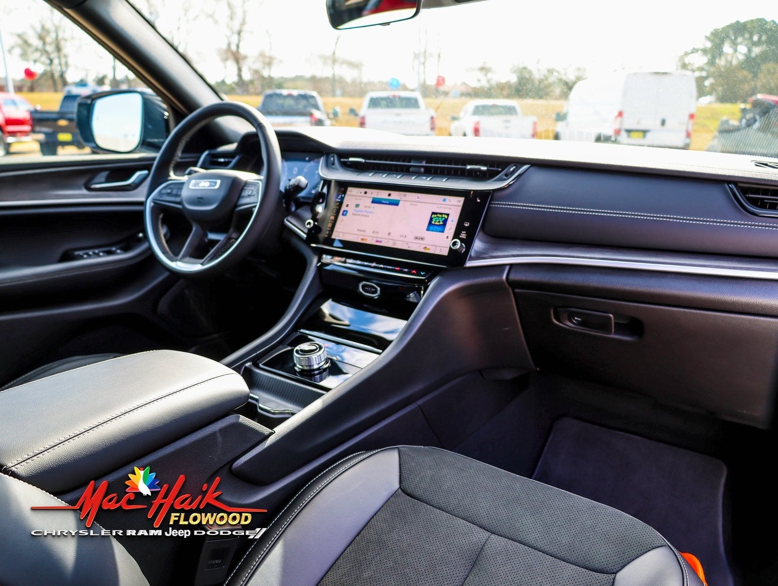 2026 Jeep Grand Cherokee Laredo