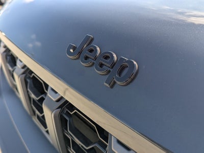 2026 Jeep Grand Cherokee Laredo