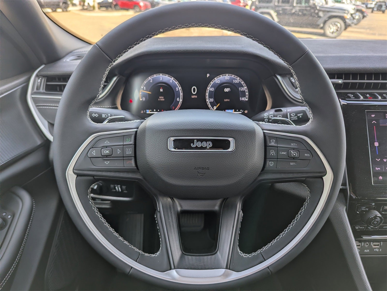 2025 Jeep Grand Cherokee L Laredo