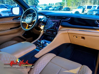 2023 Jeep Grand Cherokee L Summit Reserve