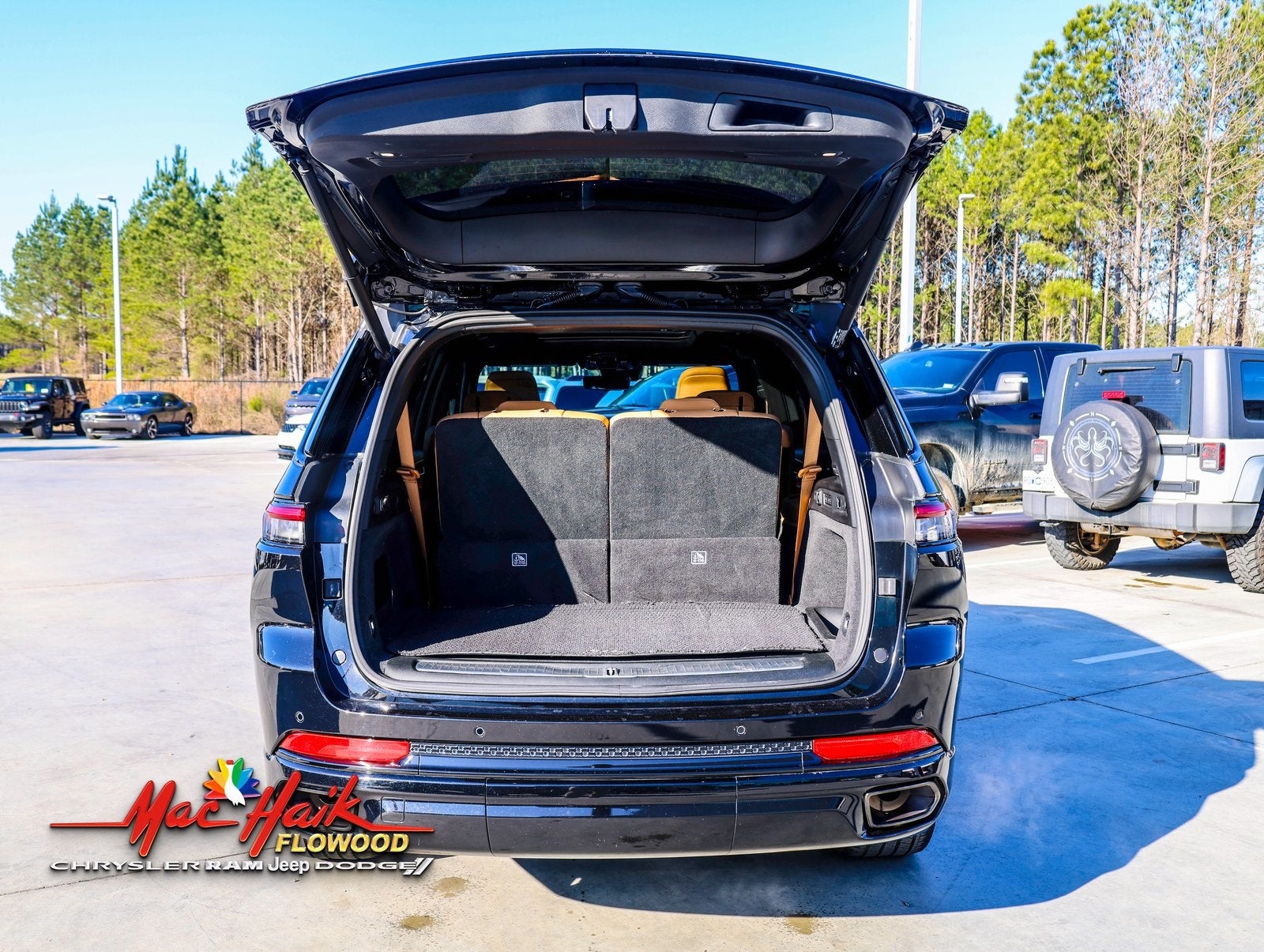 2023 Jeep Grand Cherokee L Summit Reserve