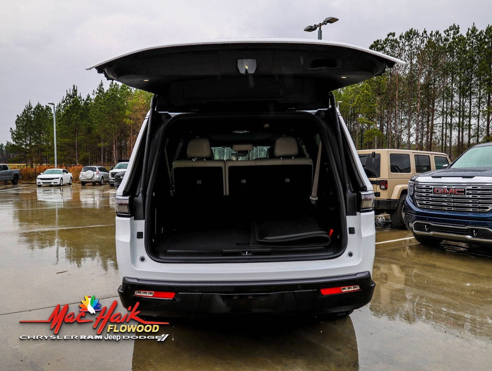 2026 Jeep Grand Wagoneer L Base