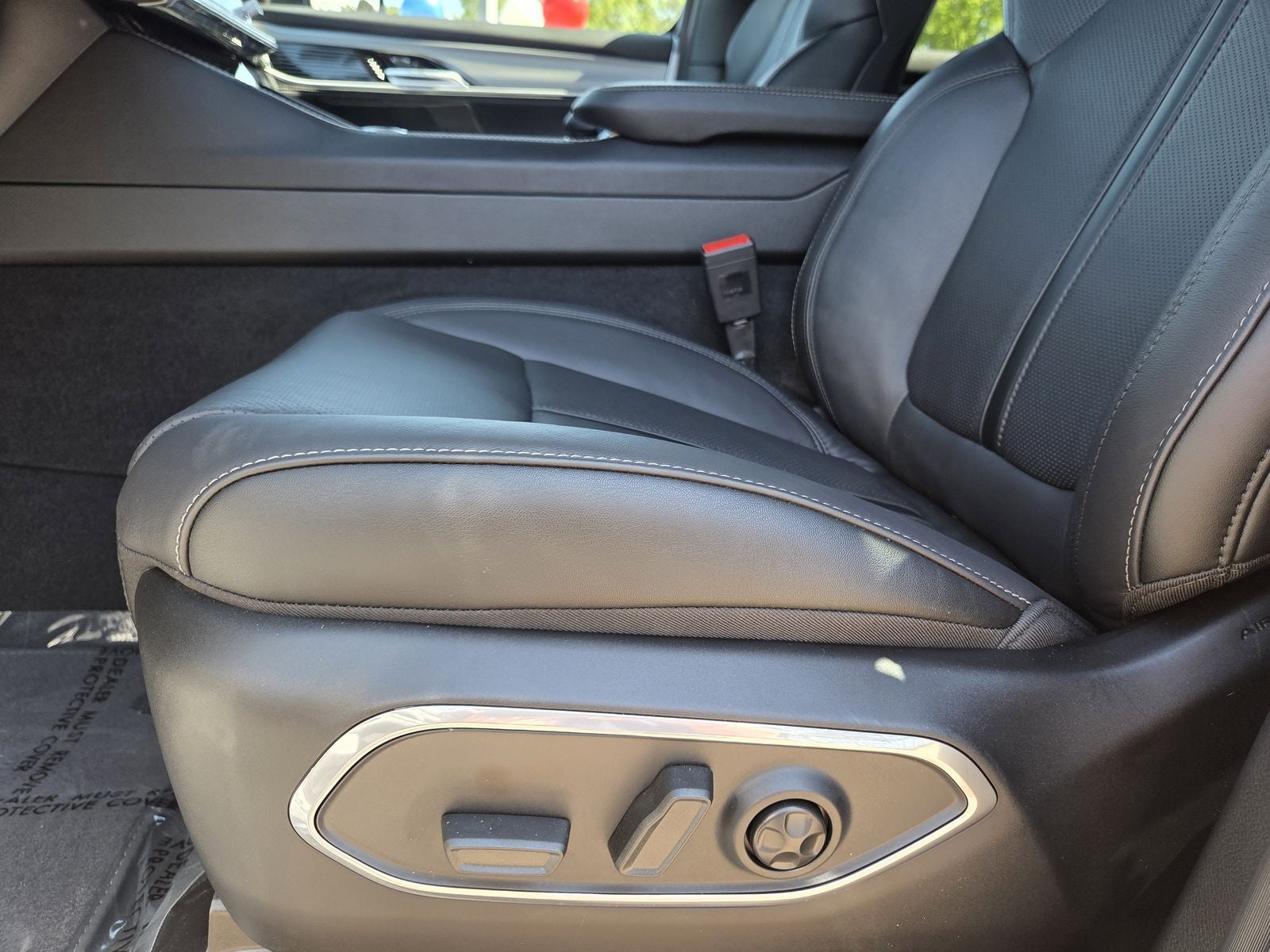 2026 Jeep Grand Wagoneer L Limited Altitude