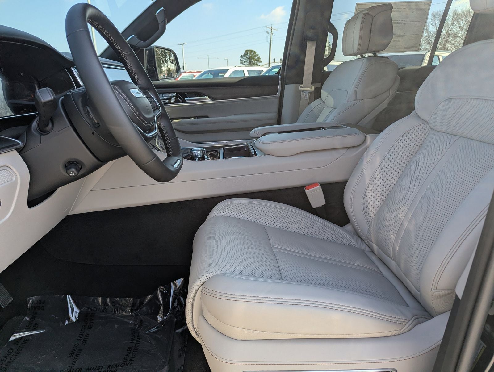 2026 Jeep Grand Wagoneer L Summit Obsidian