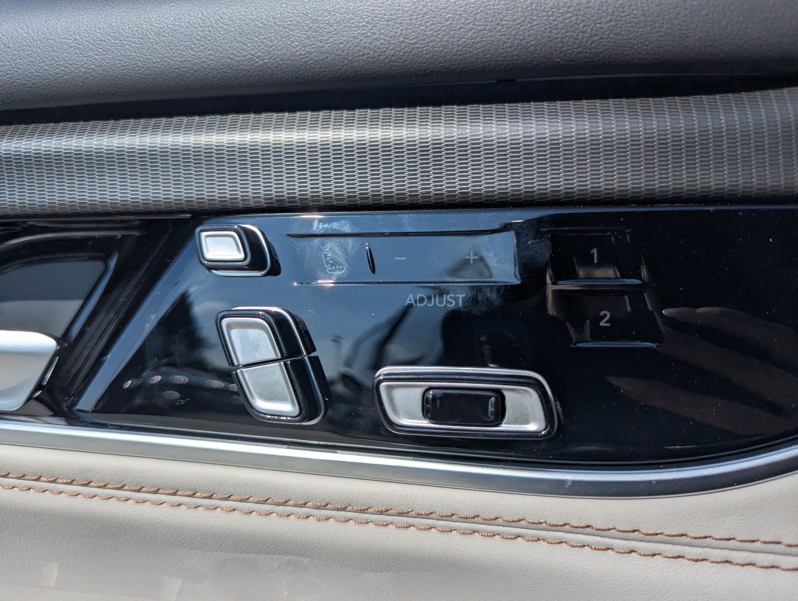 2026 Jeep Grand Wagoneer L Summit Obsidian