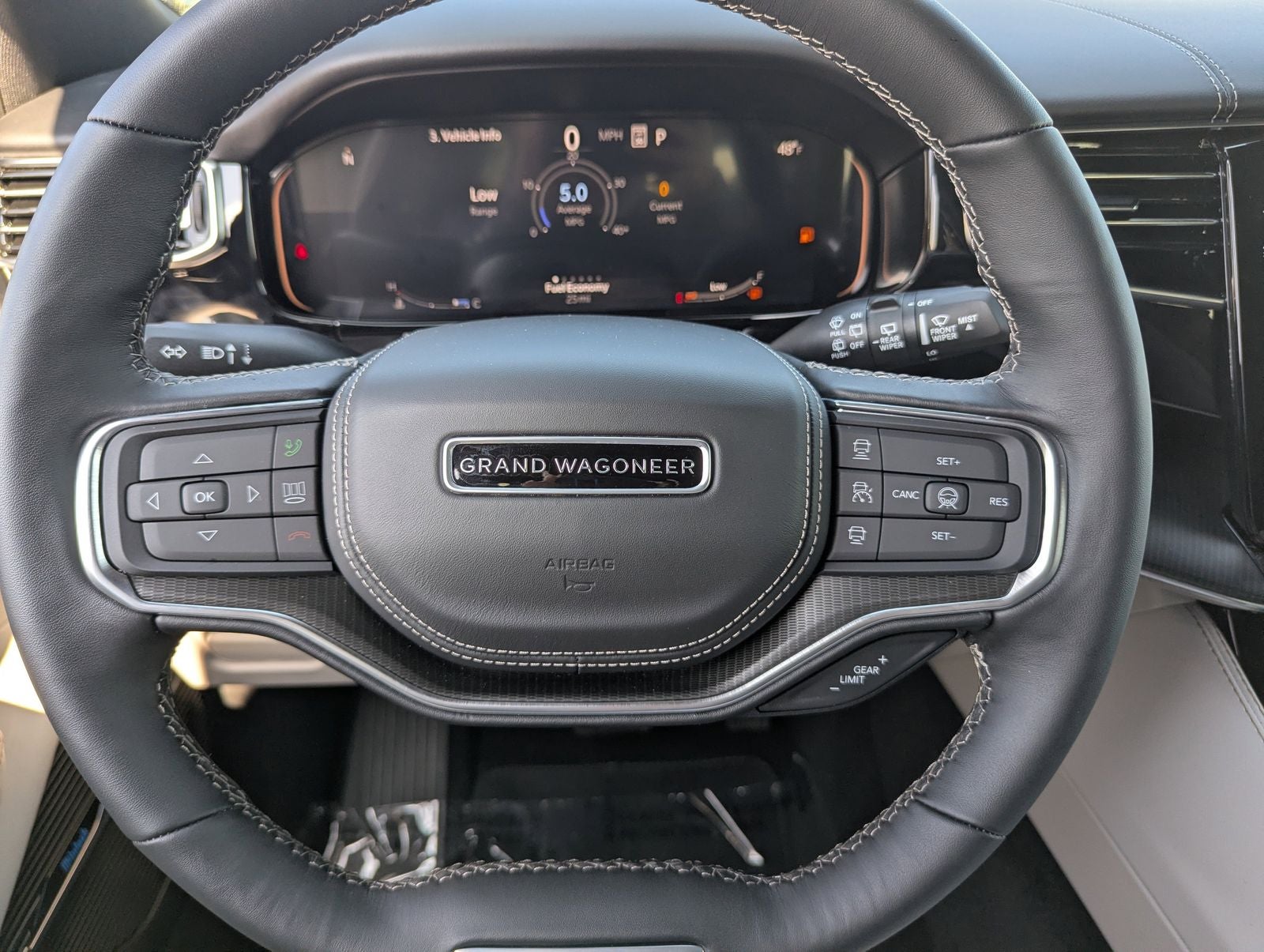 2026 Jeep Grand Wagoneer L Summit Obsidian