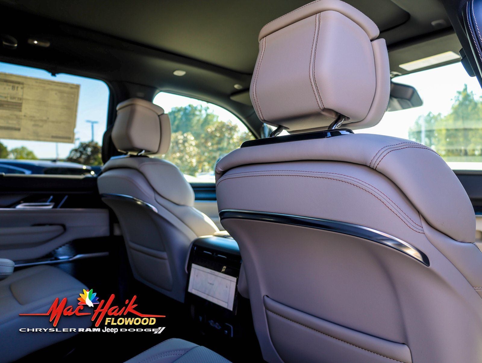 2026 Jeep Grand Wagoneer L Summit Obsidian